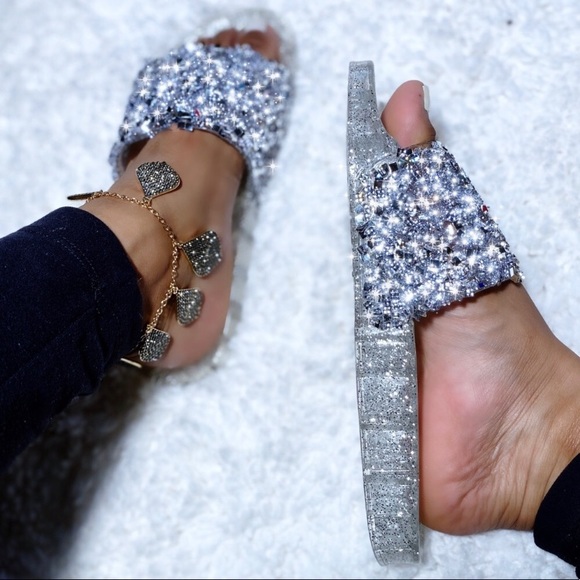 SILVER GLITZY SLIDES - Picture 3 of 3